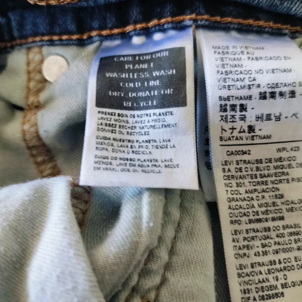Levi's 559 Men's Relaxed Straight Fit Jeans 38x32 99% Cotton